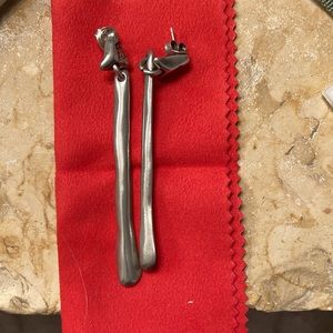 Uno de 50 duster earrings